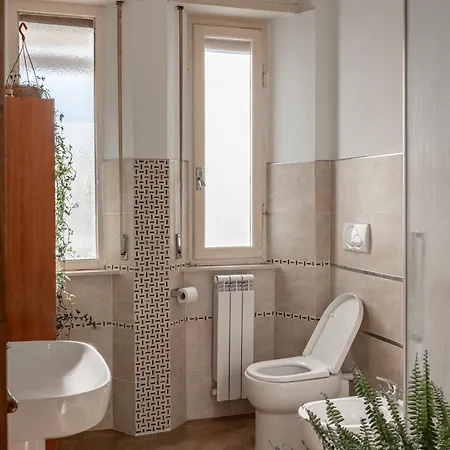 Camera Privata Con Parcheggio Gratuito Séjour chez l'habitant *